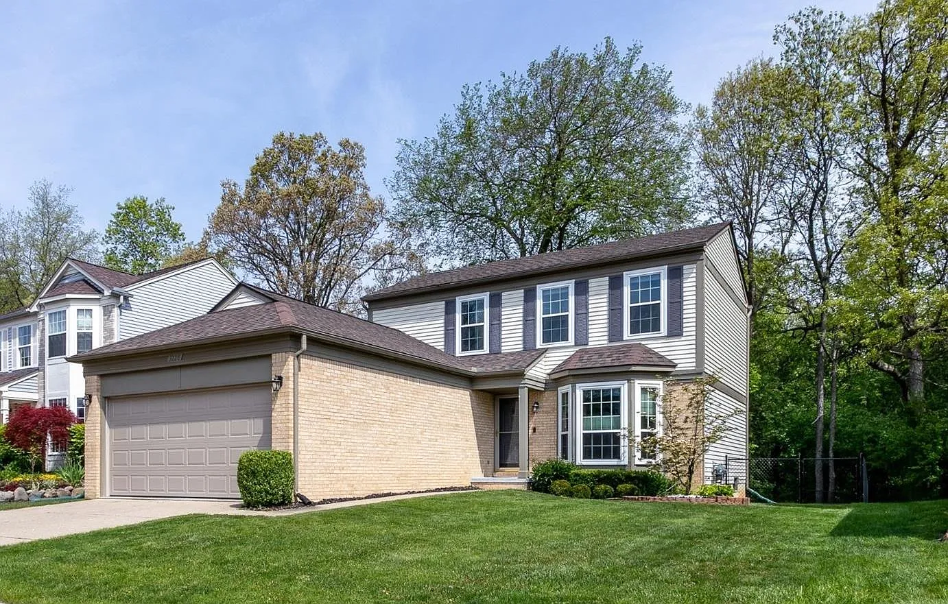 3226 Roon The Ben Dr photo 1