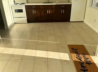2294 McKenzie Rd #3, Abbotsford, BC V2S 3Z8