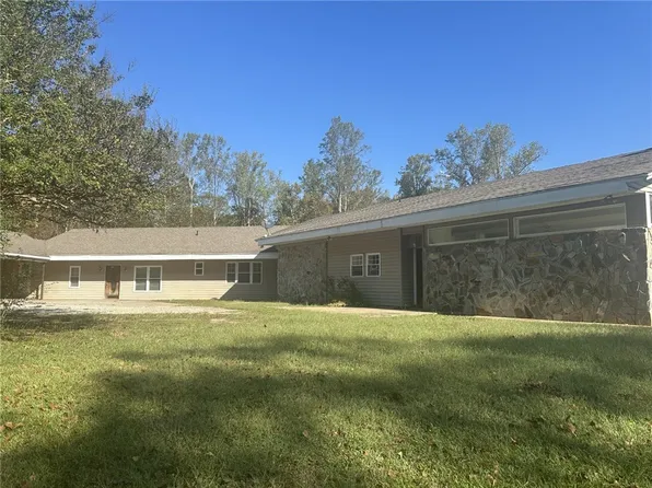156 Private Dr, Easley, SC 29640