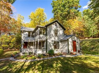 64 Smith Rd, Avon, CT 06001