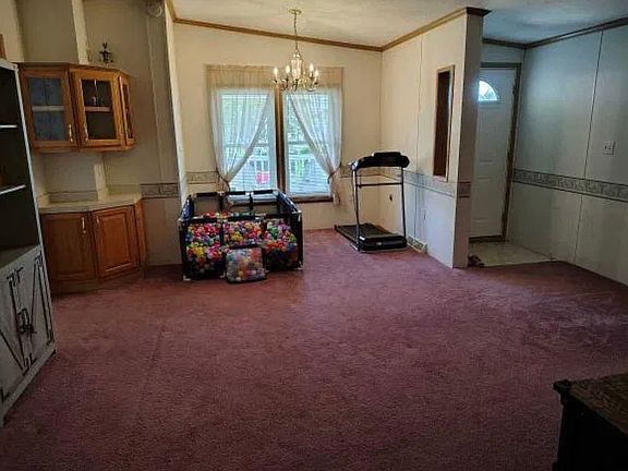 5th image of 532 Dogwood Ln