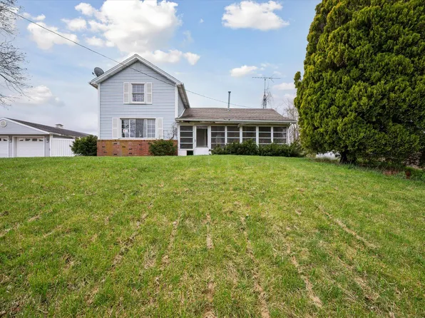 9608 Pence Hwy, Blissfield, MI 49228