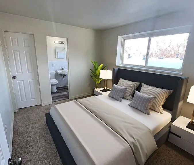 1640 N Beeler St #9 — Photo 1