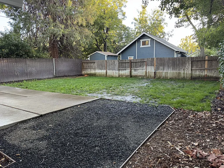 1515 Arcadian Ave — Photo 12