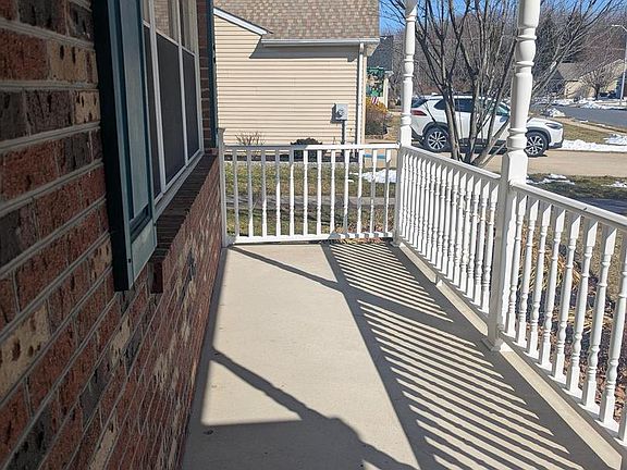 5th image of 415 Country Way