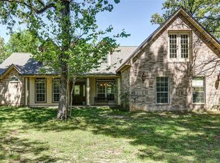 7302 Lake Creek Cir, Montgomery, TX 77316