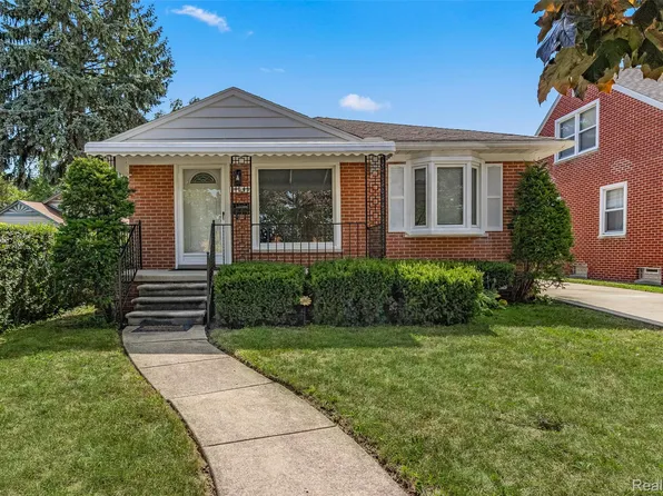 14545 College Ave, Allen Park, MI 48101