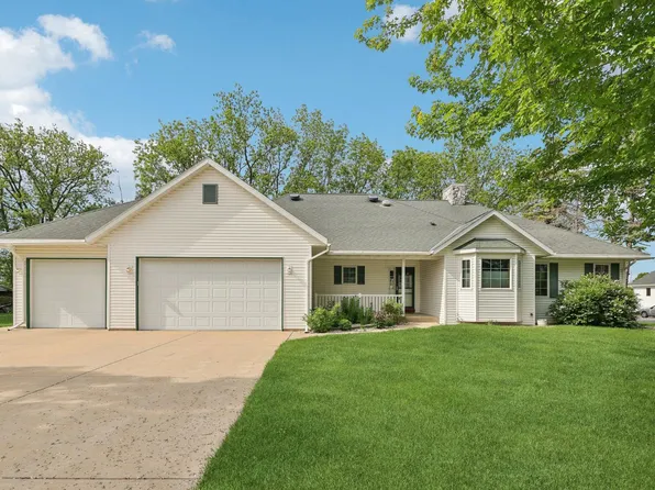 161 E Pine St, Lake Mills, WI 53551