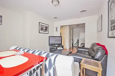 Rented by Level Group