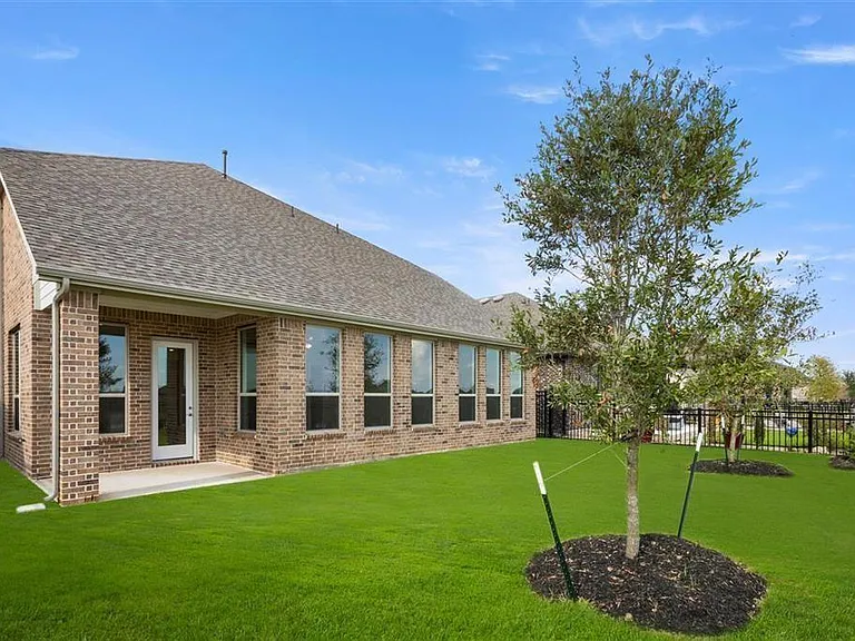 2064 Terra Rose Dr — Photo 25