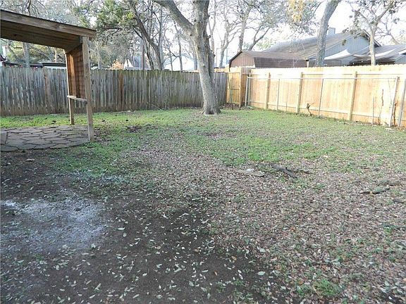 4th image of 9600 Sugar Hill Dr #B