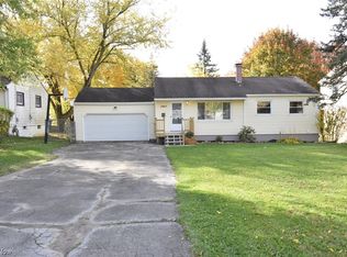 3967 Cannon Rd, Youngstown, OH 44515