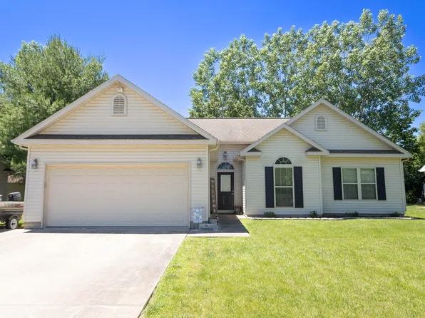 1831 Thomas St, Moberly, MO 65270