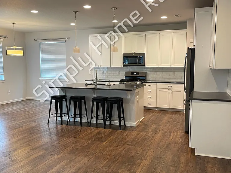 5304 49th Ave SE — Photo 9