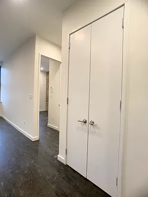 Rented by Bohemia Realty Group | media 29