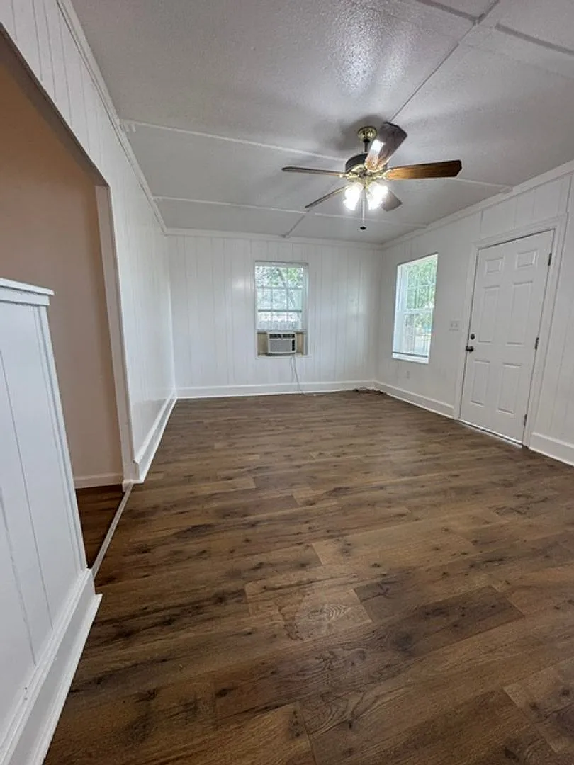 House Available! — Photo 4