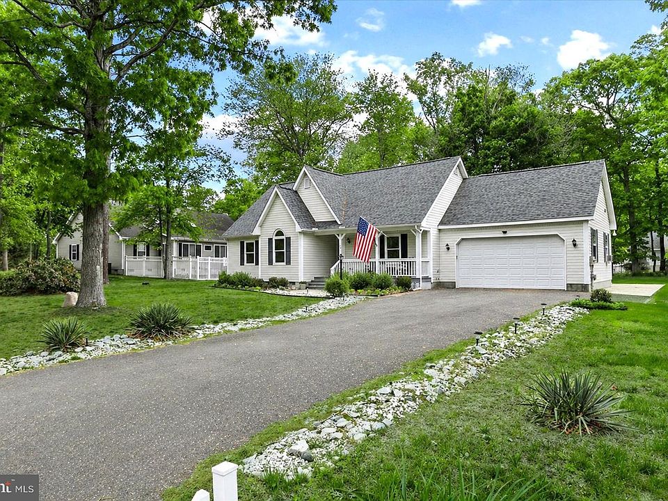 1st image of 112 S Newport Way