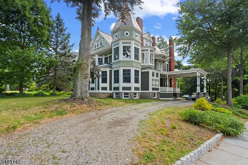 5 bed, 5.5 bath, $5,000 — Photo 2