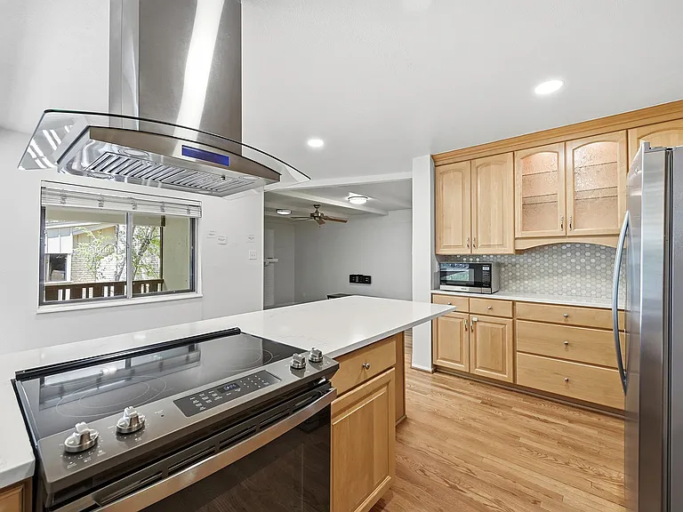 2913 S Reading Ct — Photo 4