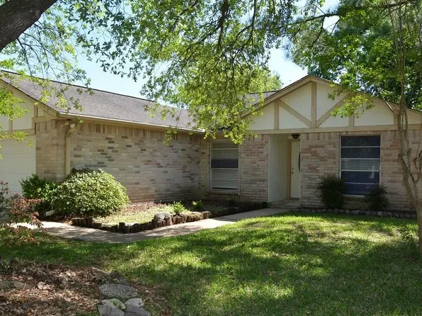 14311 Blue Falls Dr, Sugar Land, TX 77498