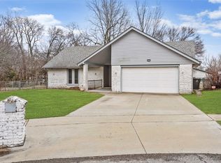613 E Toledo Pl, Broken Arrow, OK 74012