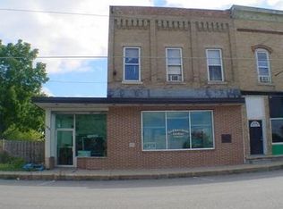 108 S Warrington St, Cecil, WI 54111