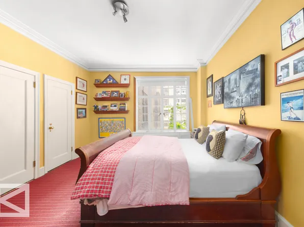 115 East 67th Street image 12 of 17