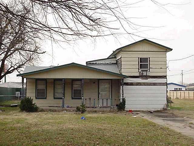 1st image of 2957 Hillcrest Dr