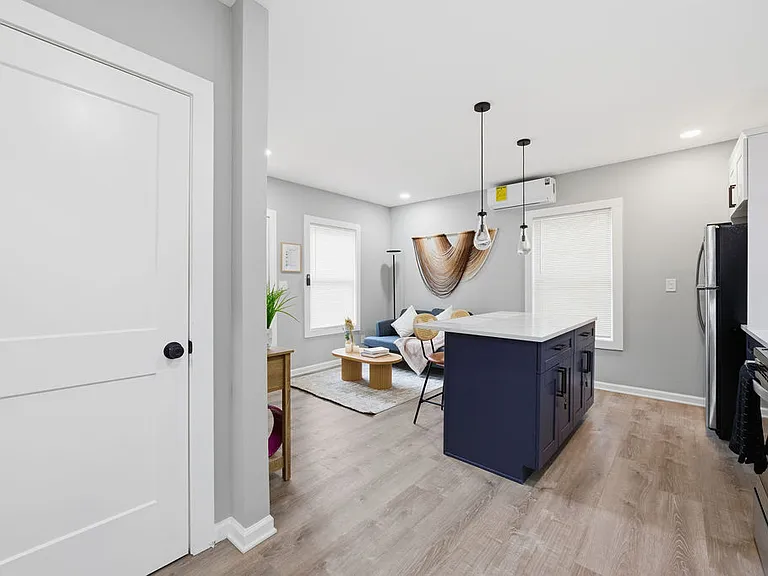 1114 Oakland Dr SW #B — Photo 9