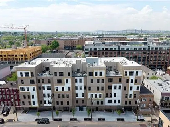 187 Culver Avenue image 1 of 12