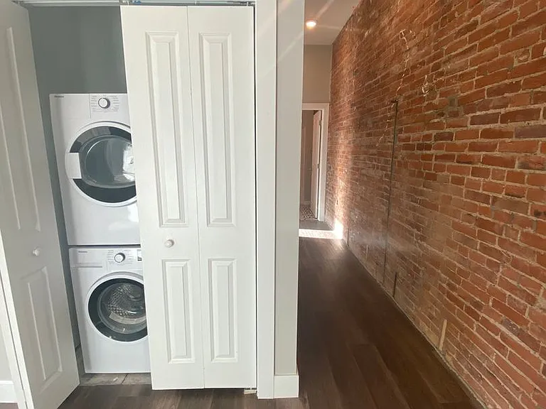 1222 Sheffield Street — Photo 6