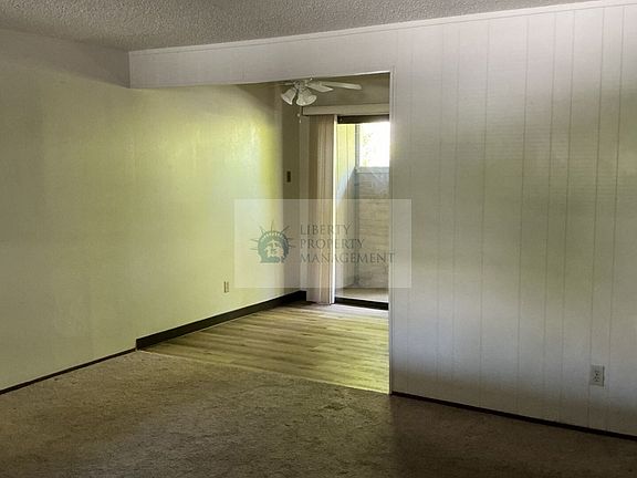 4th image of 900 N Pleasant Ave APT 2