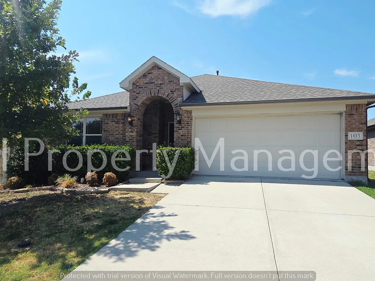 3 Bed in West Crossing Ready for Immediate Occupancy! — Photo 2