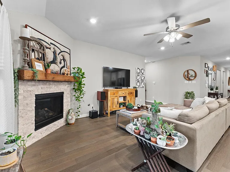 2185 Woodland Pine Dr — Photo 14