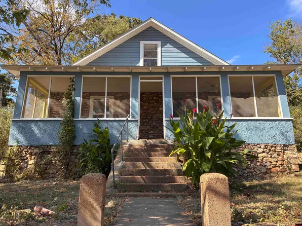 513 McLean Ave, Cotter, AR 72626
