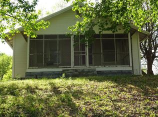 917 N 5th St, Independence, KS 67301