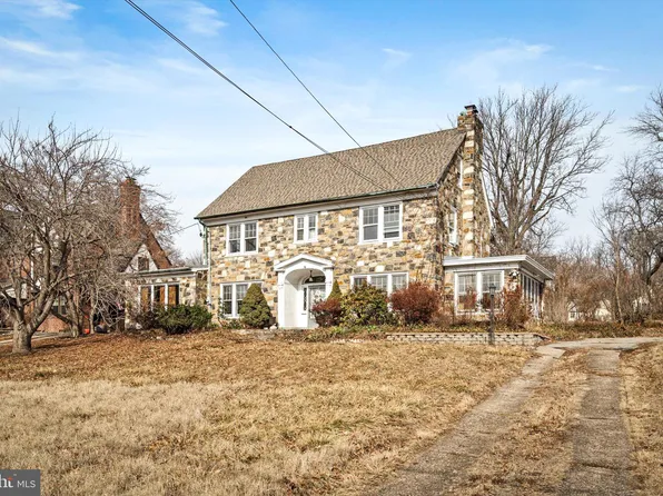 4 Morningside Dr, Trenton, NJ 08618