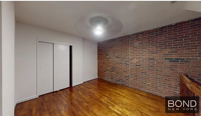Rented by Bond New York | media 5