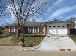 1113 Mary Lee Ln, Edmond, OK 73034