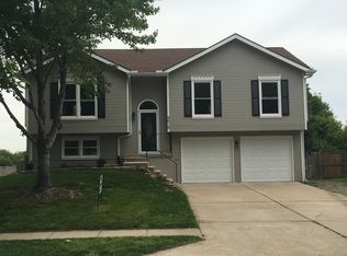 8619 N Crawford Ave, Kansas City, MO 64153