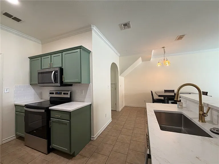 14901 Windward Dr — Photo 16