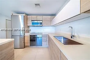 16385 Biscayne Blvd #1120 — Photo 3