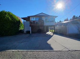 1121 W 6th St #1, Port Angeles, WA 98363