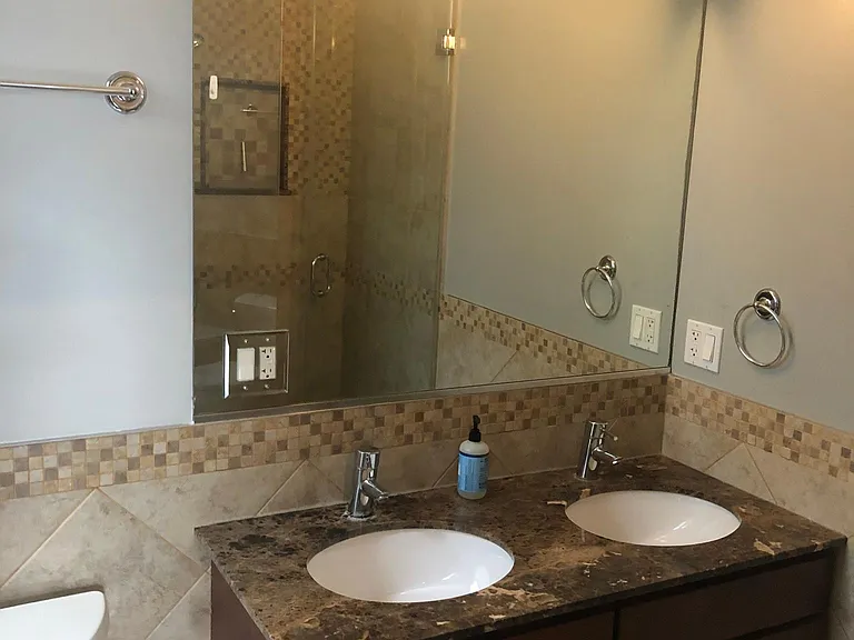 2333 W Armitage Ave #3 — Photo 8