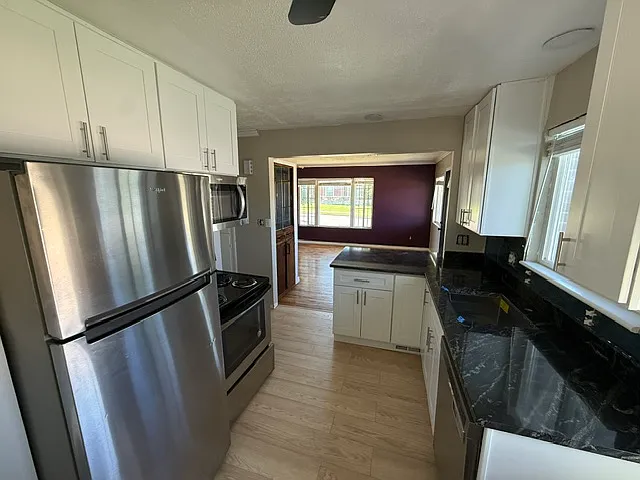 1293 S Main St — Photo 6