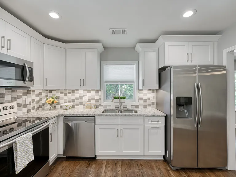 2997 Whispering Hills Ct #2997 — Photo 8