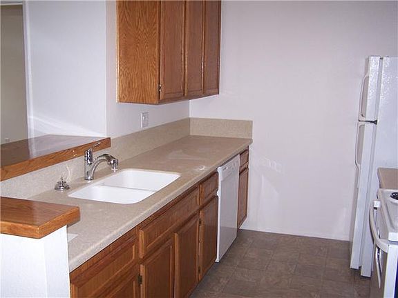 3rd image of 7190 Shoreline Dr #6110