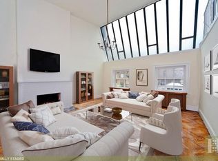 14 E 10th St APT 4F, New York, NY 10003