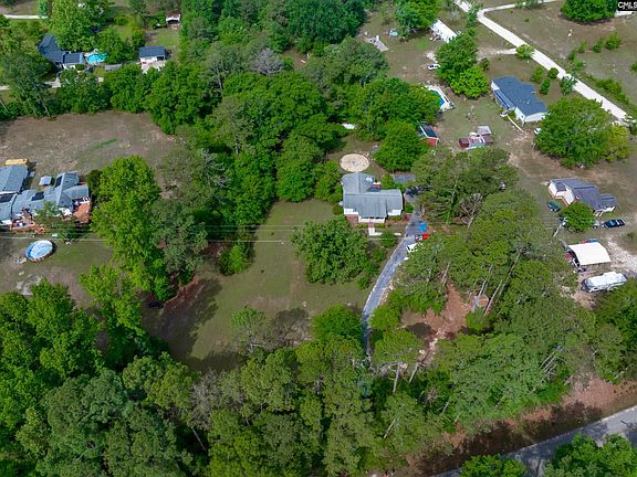 2nd image of 1571 Chestnut Rd