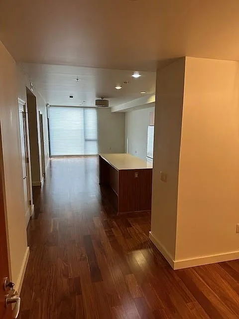 1 bed, 1155 sqft, $2,900 — Photo 2